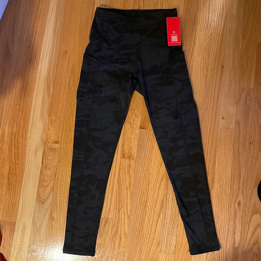 Black camo leggings- brand new